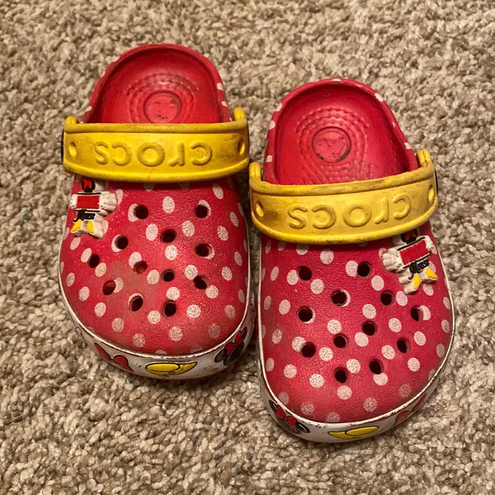 Girls Minnie Crocs